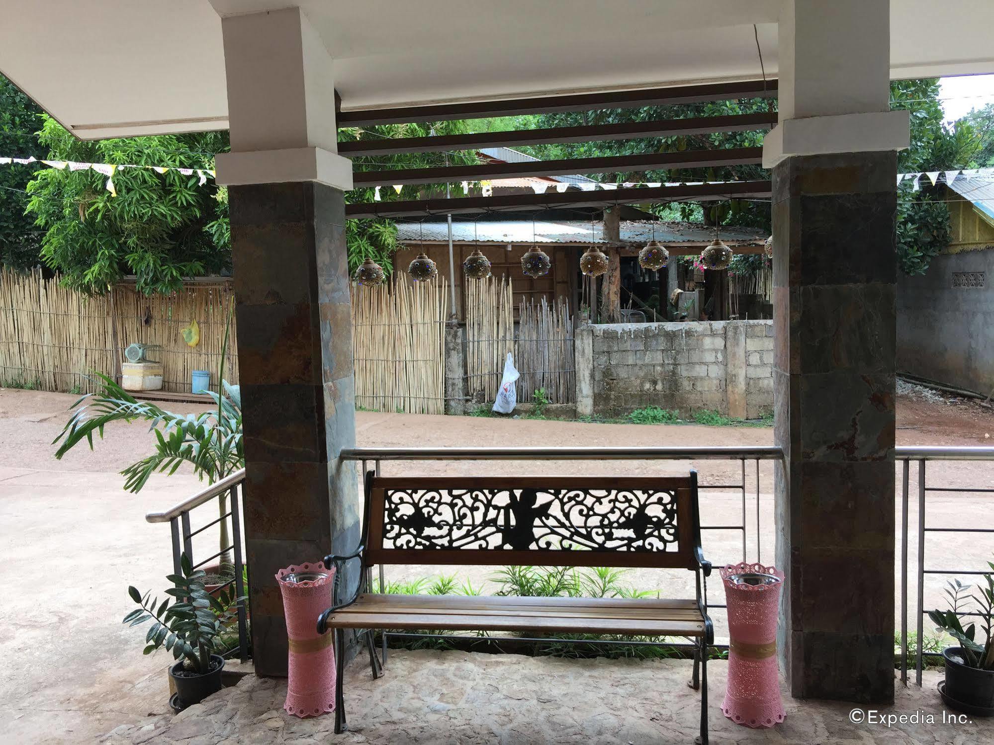Coron Visitors Hotel Экстерьер фото